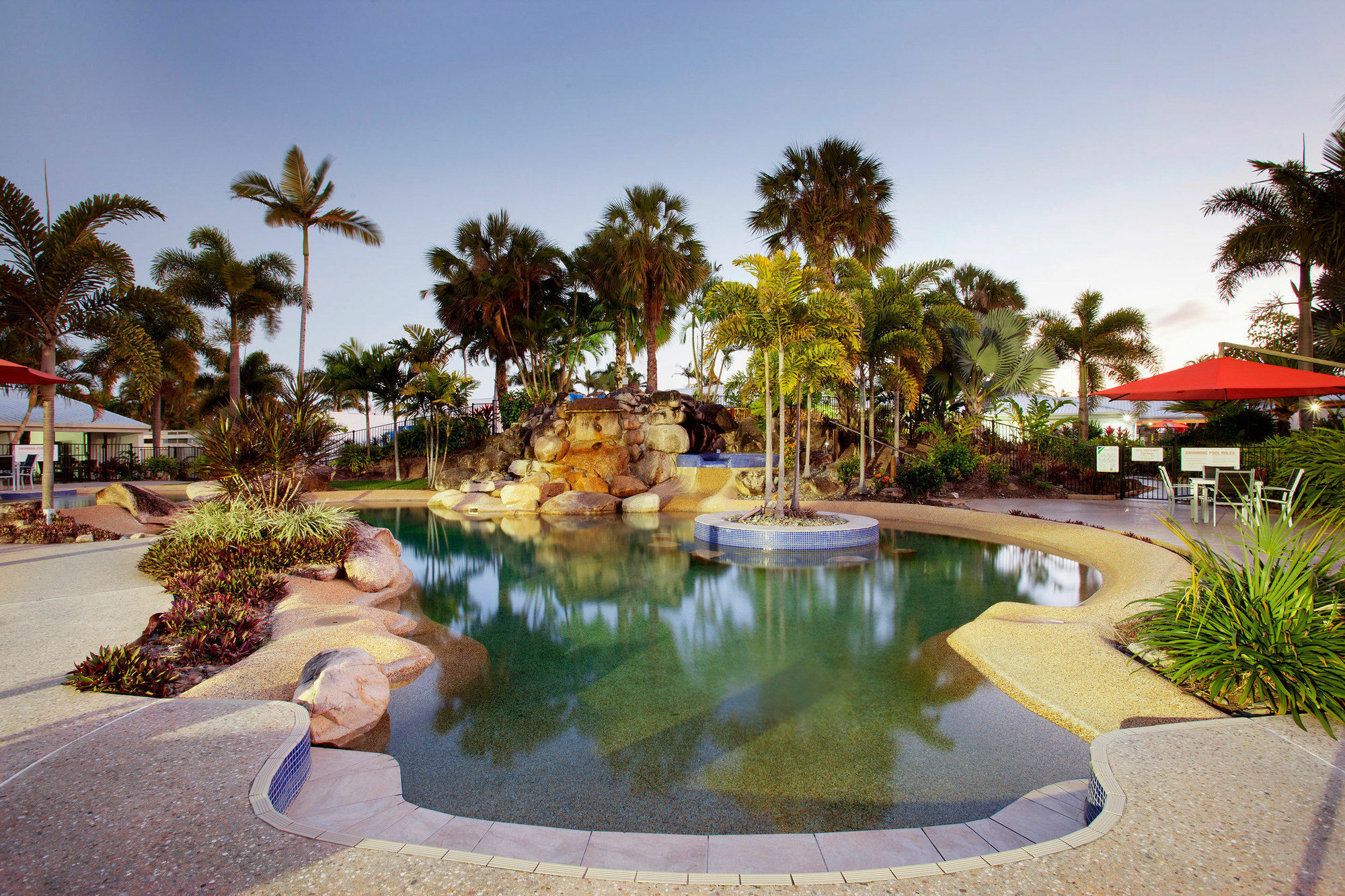 Mission Beach Resort Екстериор снимка